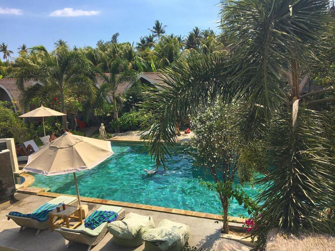 Puri Air Beach Resort & Spa Gili Islands Exterior photo