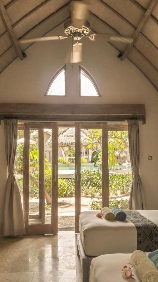 Puri Air Beach Resort & Spa Gili Islands Exterior photo