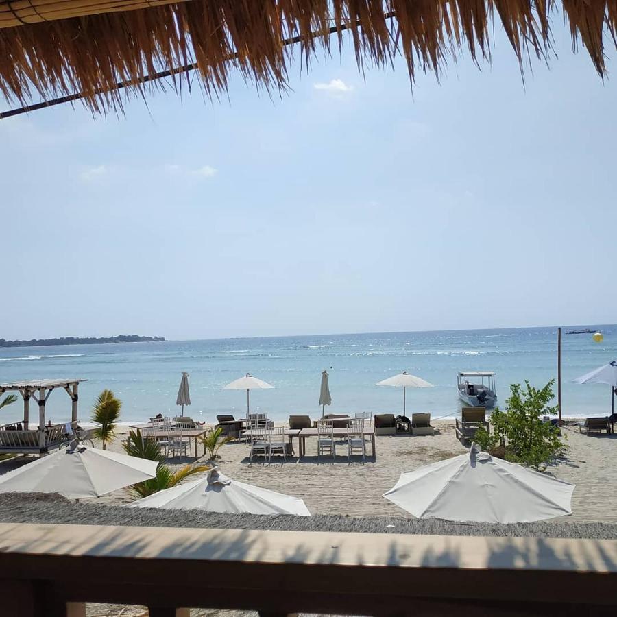 Puri Air Beach Resort & Spa Gili Islands Exterior photo