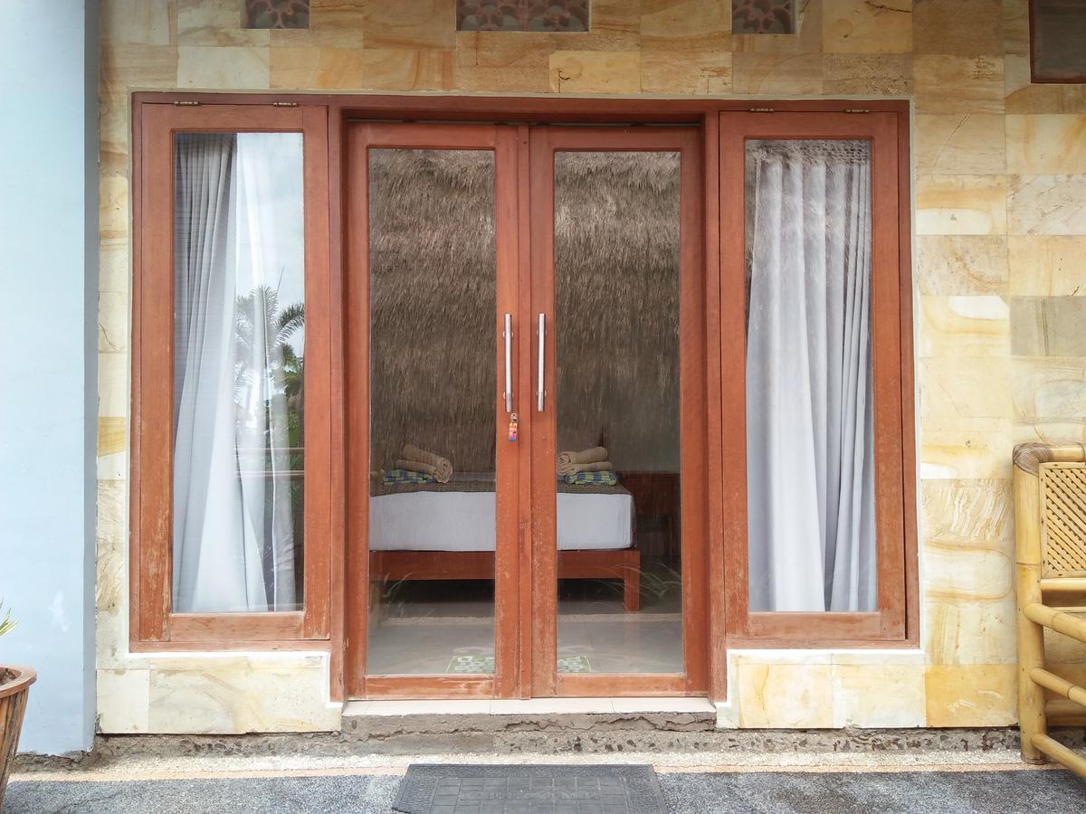 Puri Air Beach Resort & Spa Gili Islands Exterior photo