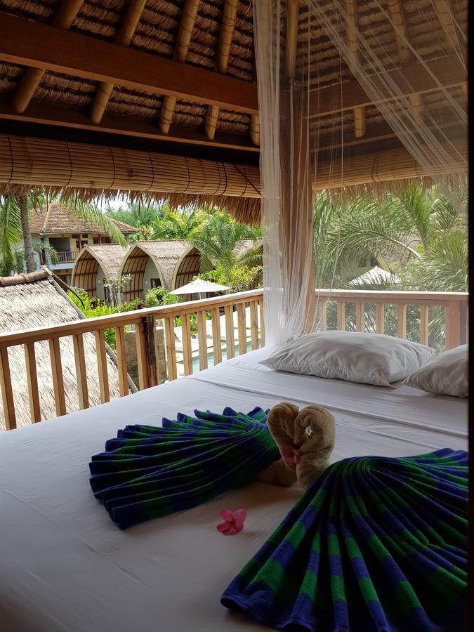 Puri Air Beach Resort & Spa Gili Islands Exterior photo