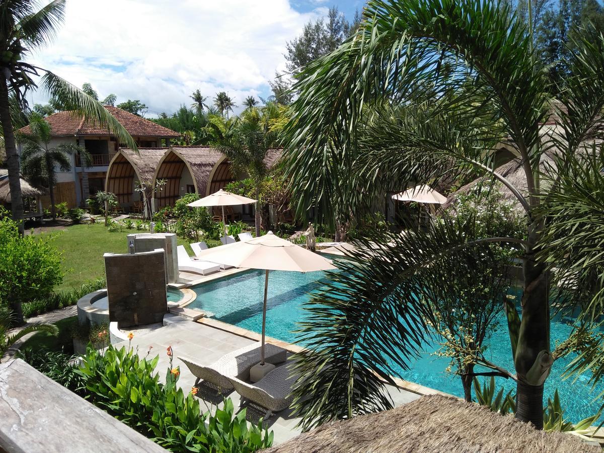 Puri Air Beach Resort & Spa Gili Islands Exterior photo