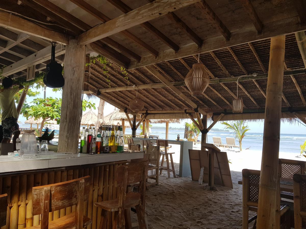 Puri Air Beach Resort & Spa Gili Islands Exterior photo